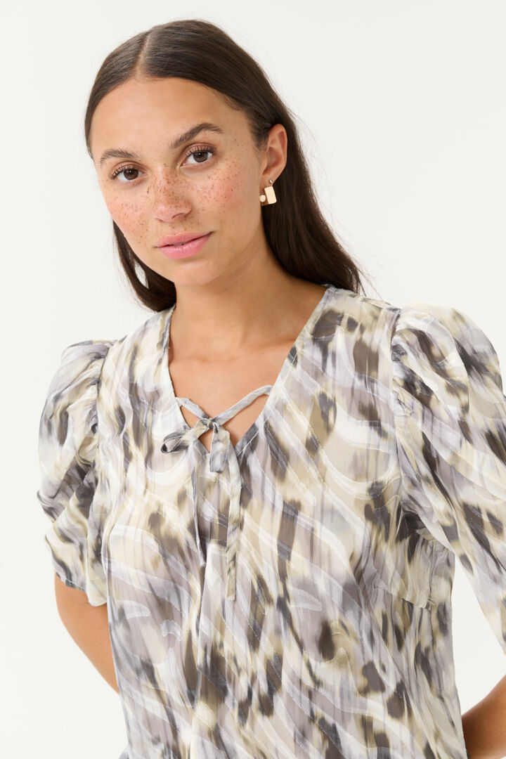 KAvicki Blouse - Grey Graphic Blur Print