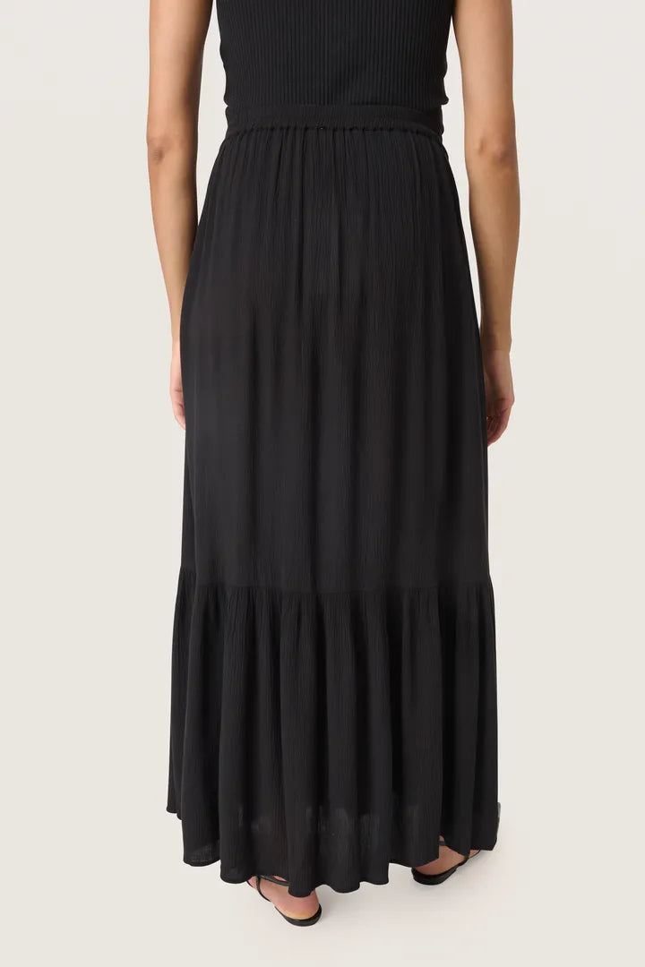 SLElonor Maxi Skirt - Black