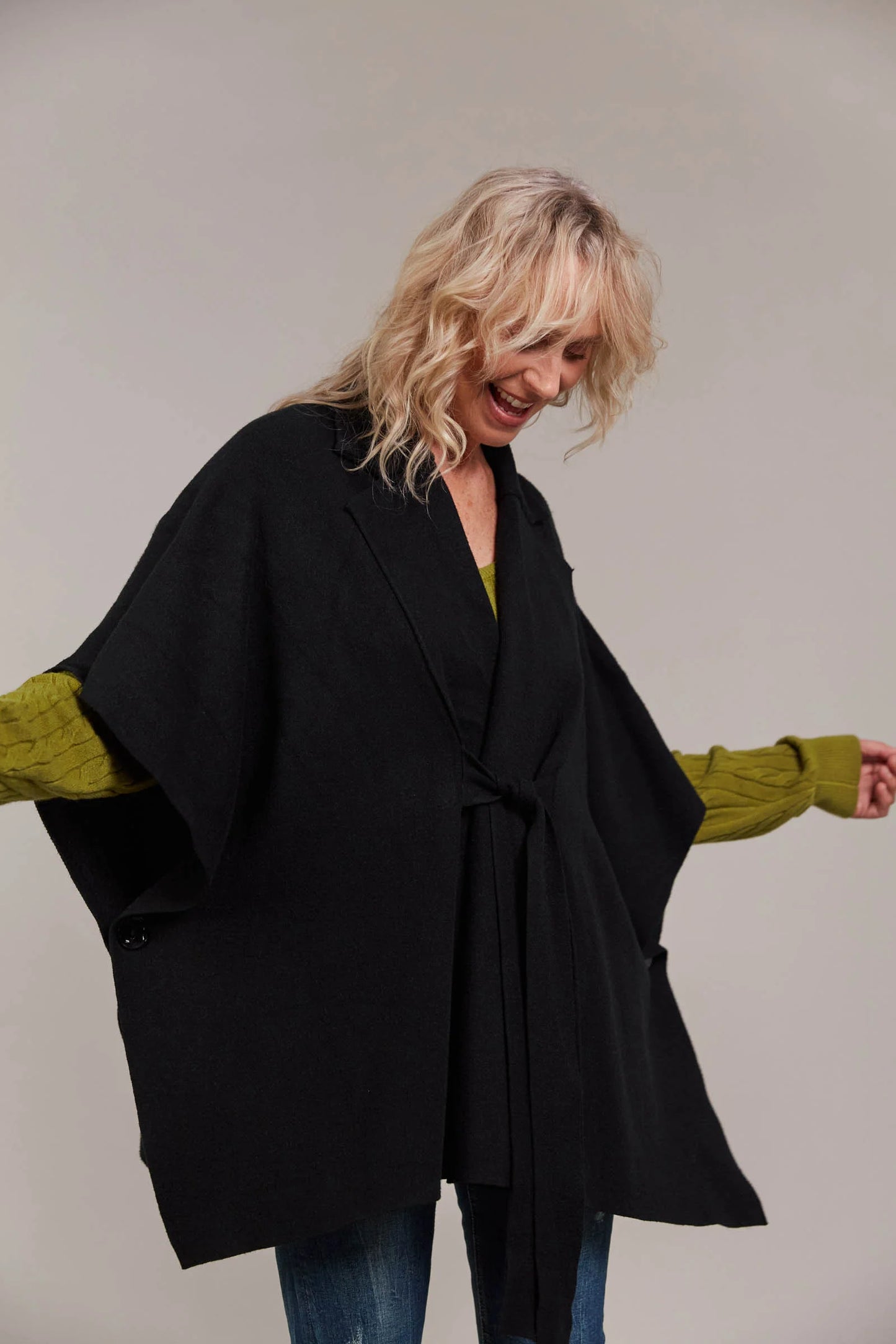 Palmer Knit Cape - Black