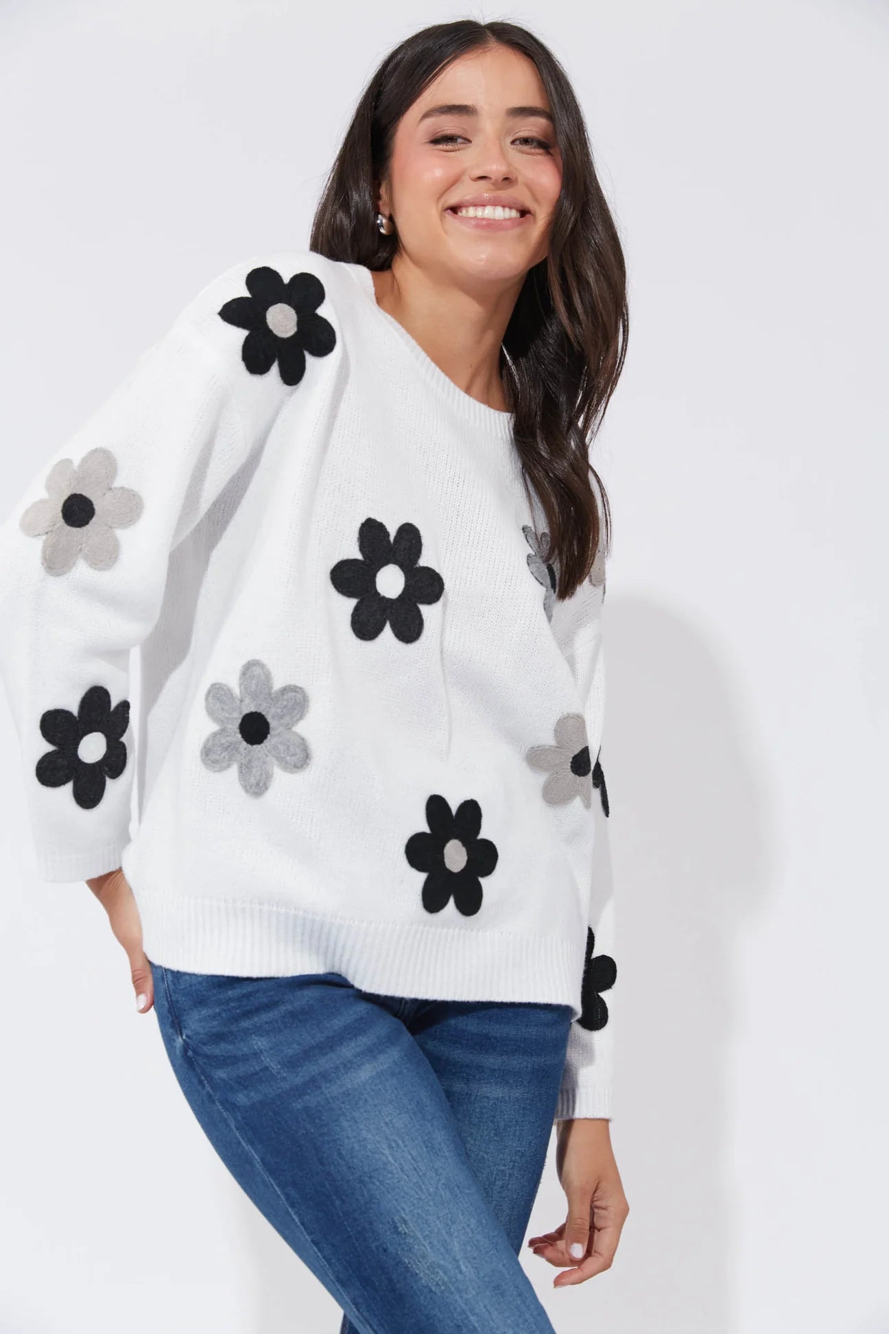 Delphi Jumper - White / Kohl