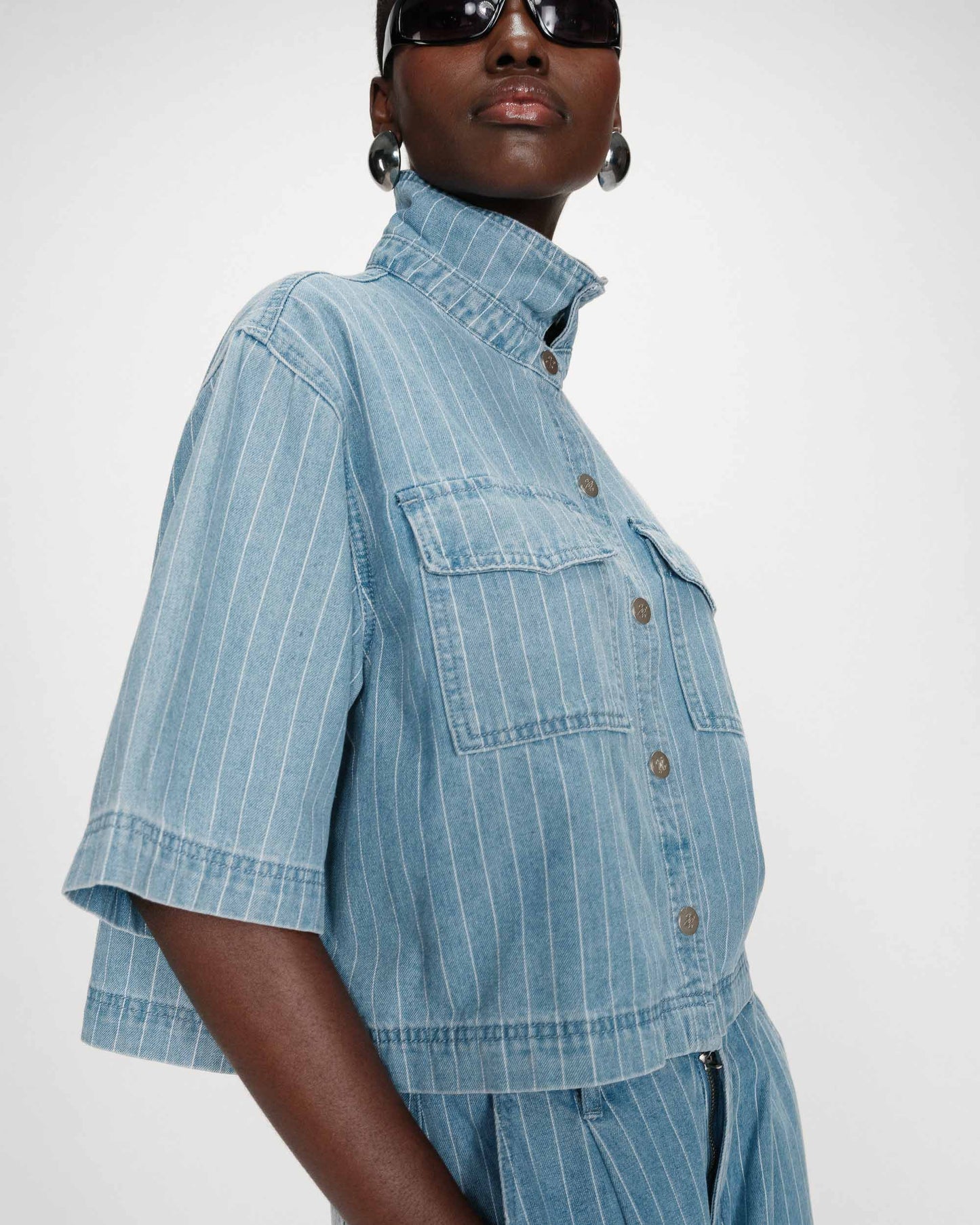 Vita Cropped Denim Shirt - Striped Blue