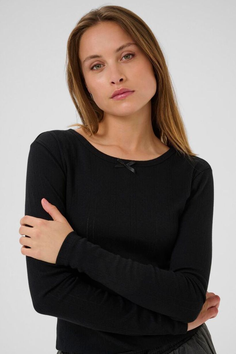 KAhilda T-Shirt - Black Deep