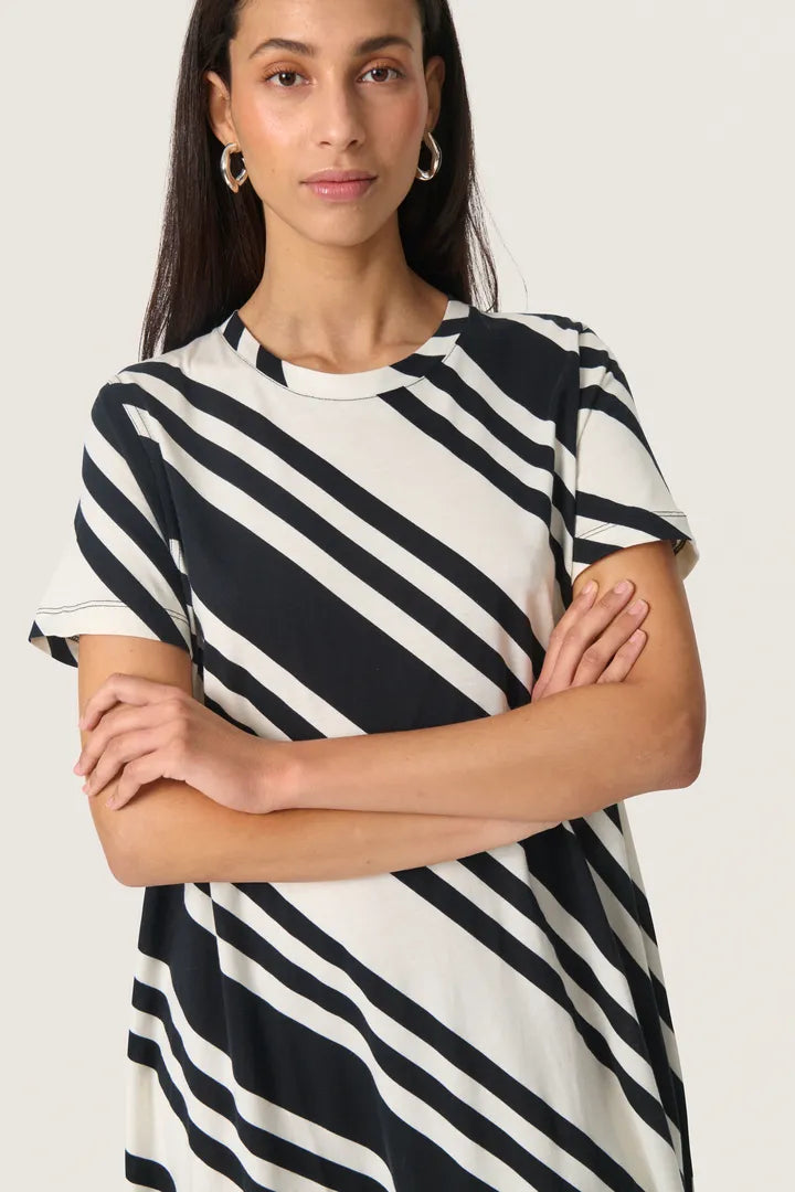 SLAeve Short Sleeve Dress - White & Black