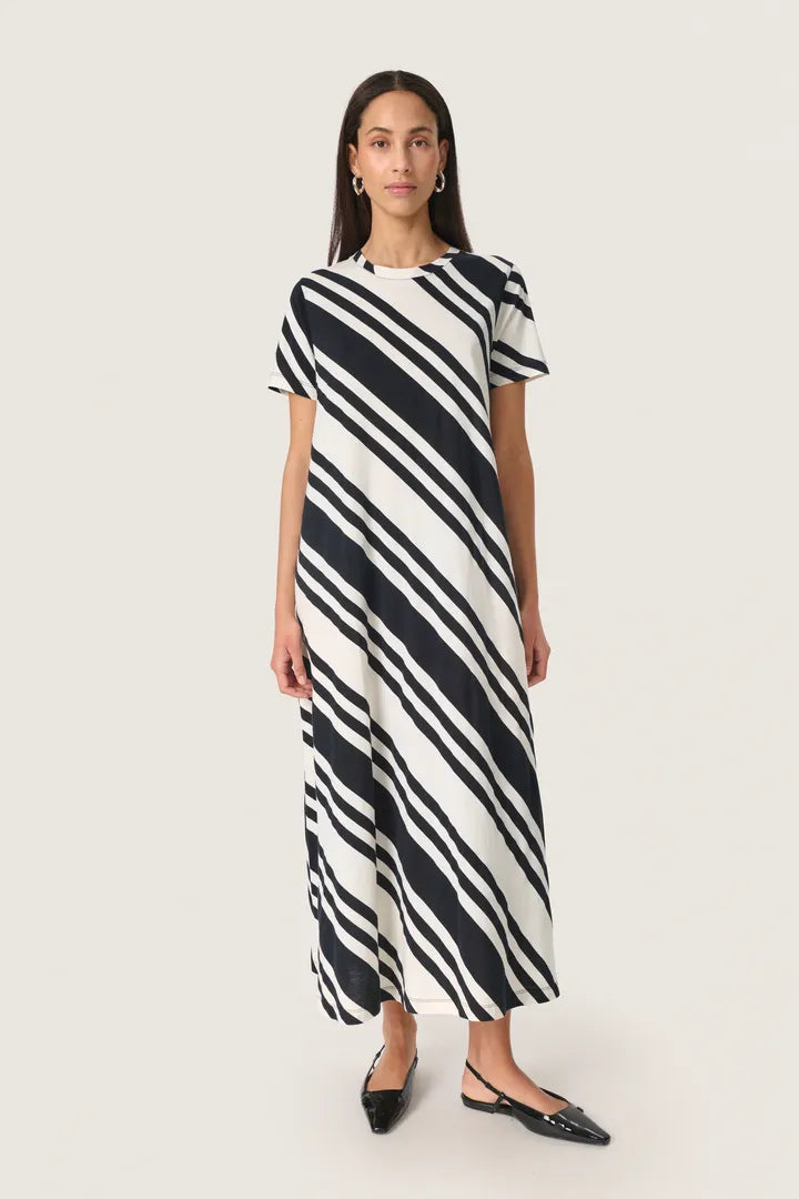 SLAeve Short Sleeve Dress - White & Black