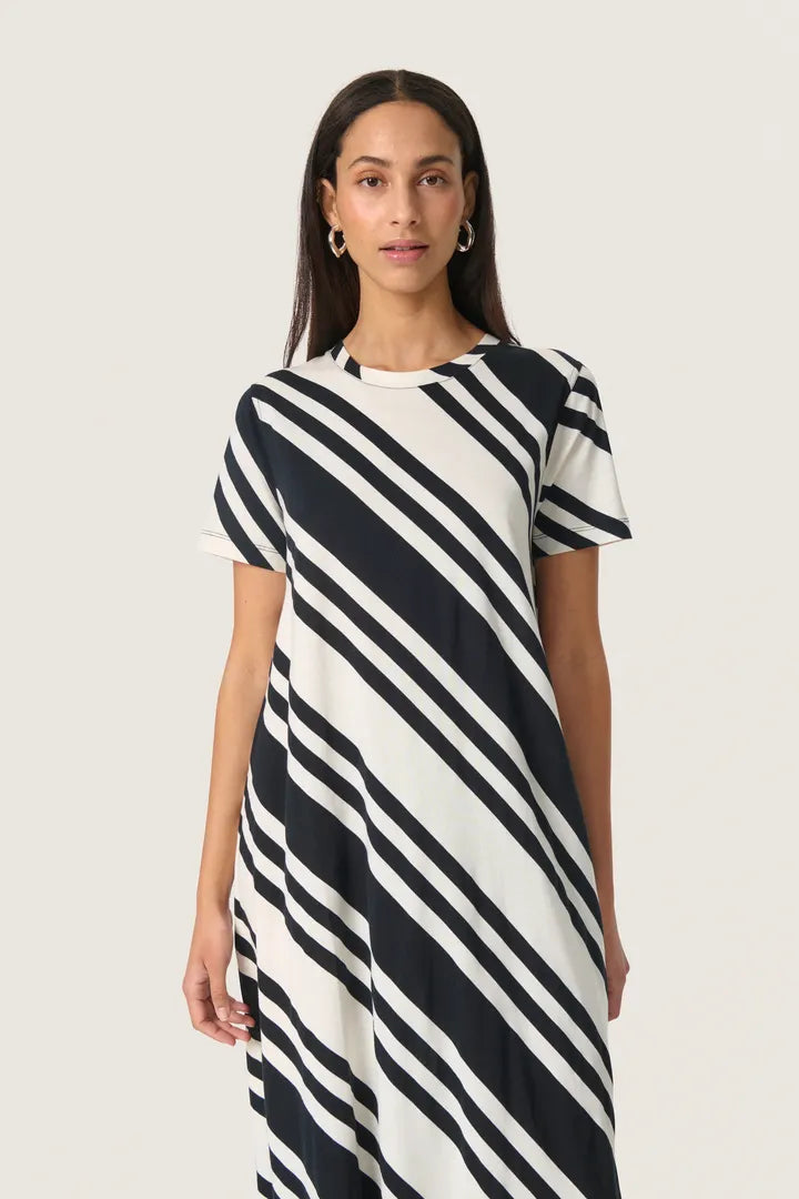 SLAeve Short Sleeve Dress - White & Black