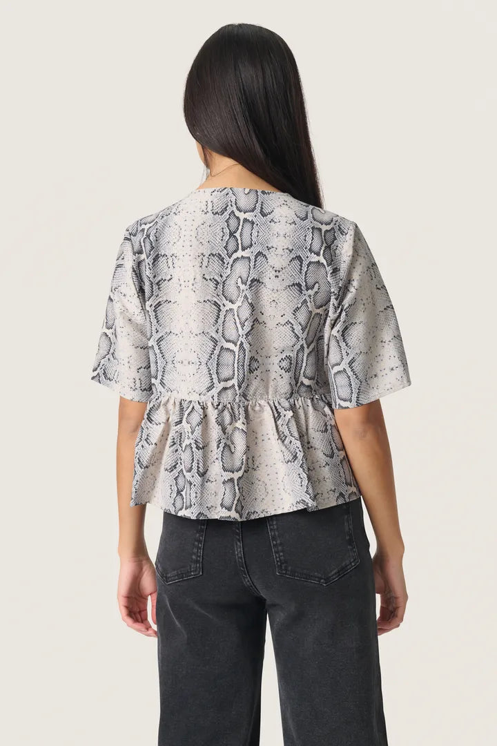 SLXala Short Sleeve Blouse - Grey Snake Print