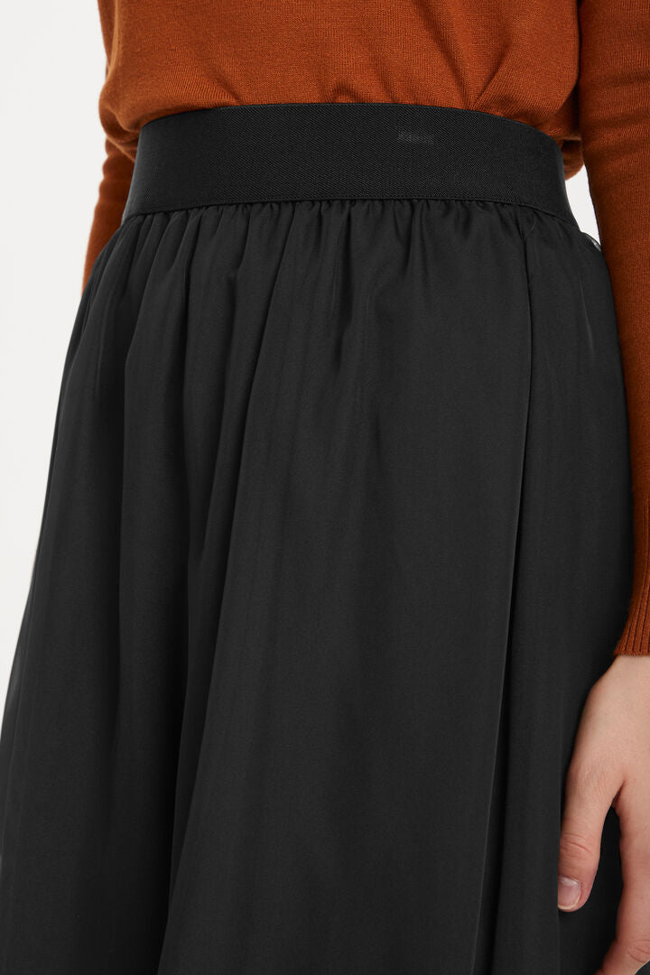 CoralSZ Skirt - Black