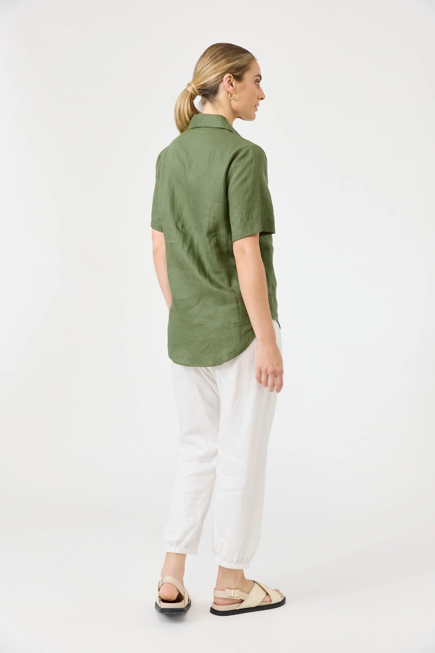 Studio Short Sleeved Shirt - Olive