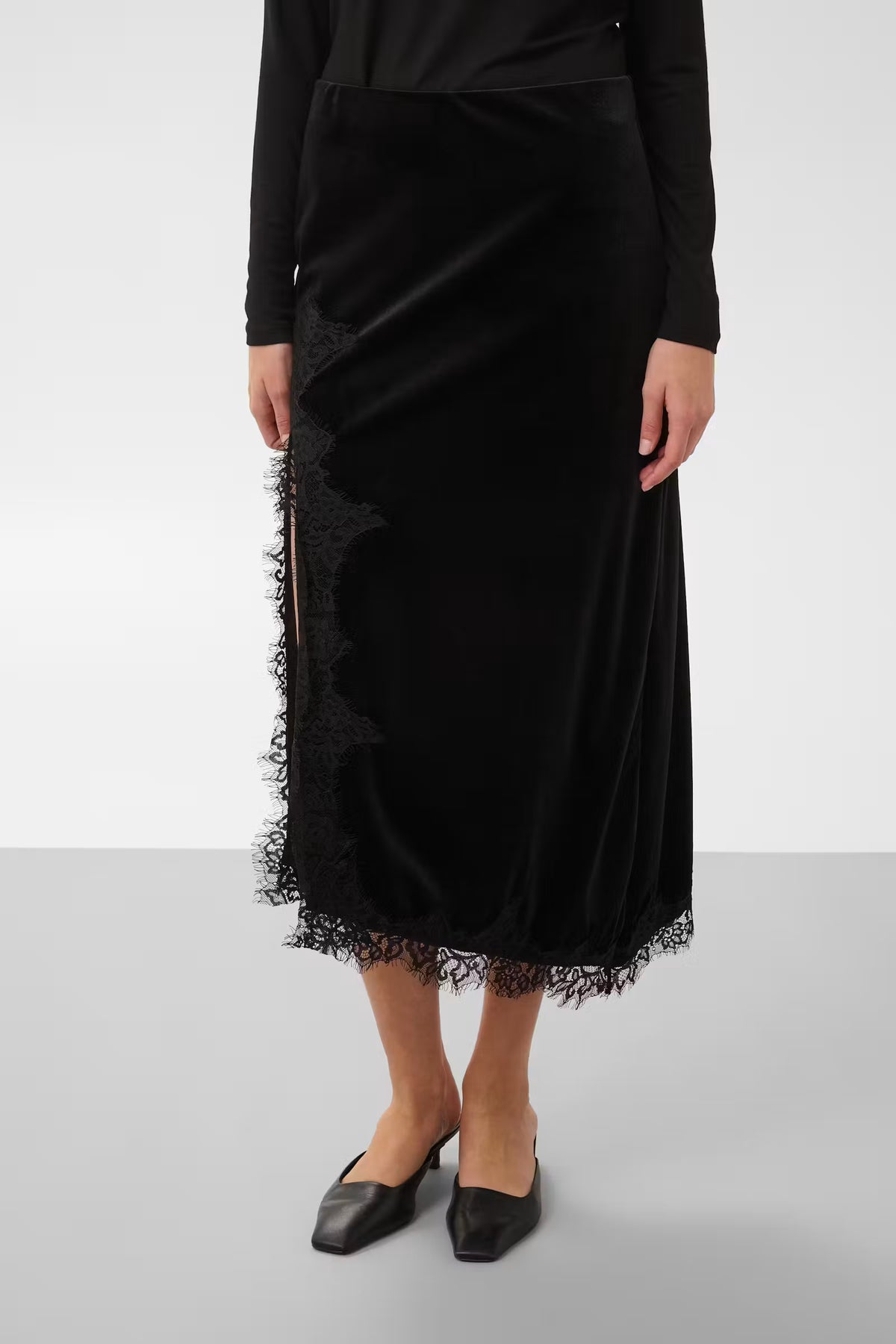 SLVelera Lace Skirt - Black