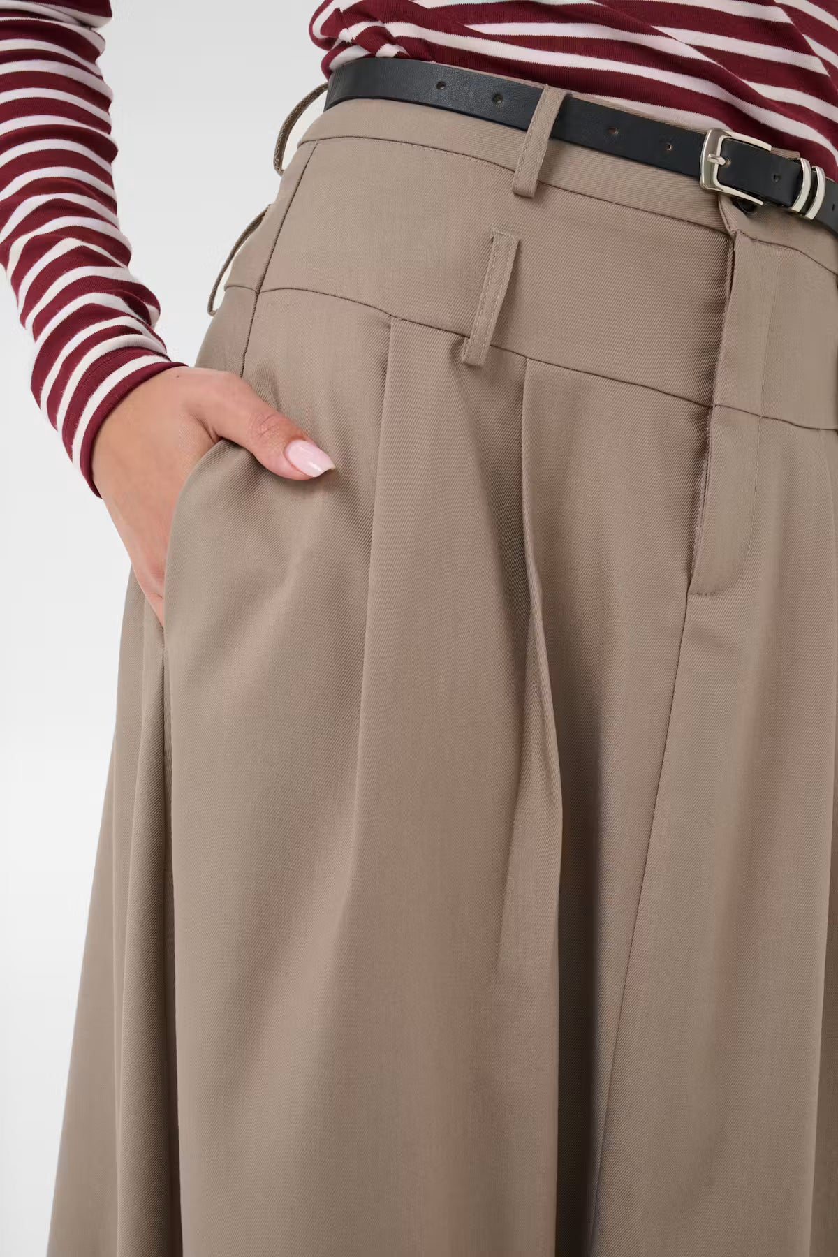 KAlissi Skirt - Desert Taupe