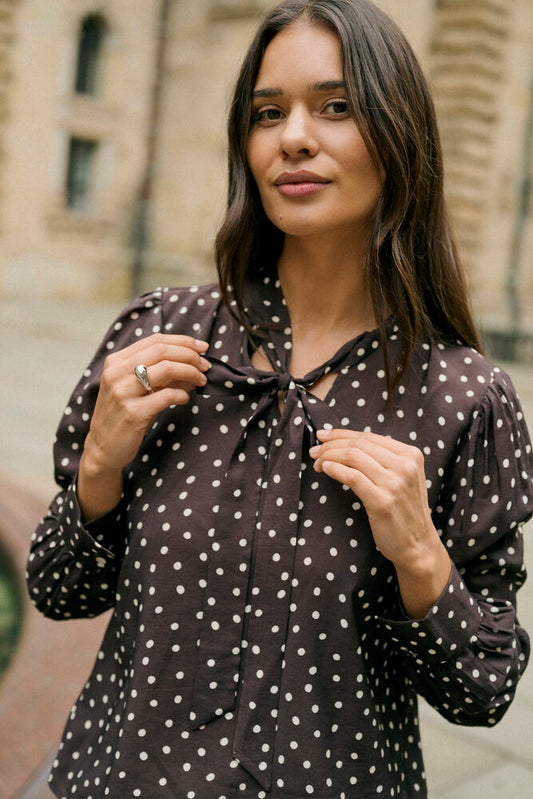 KAdotte Blouse - Coffee Bean Turtledove Dot