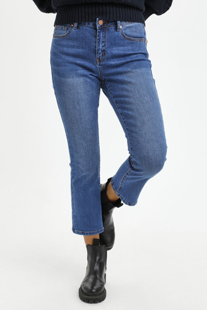 KAsinem Cropped Jeans - Medium Blue Denim