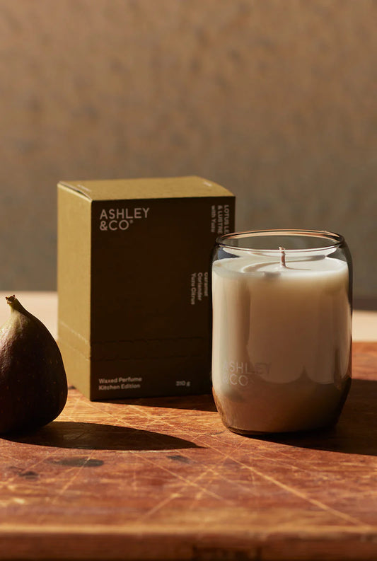 Lotus Leaf & Lustre Candle
