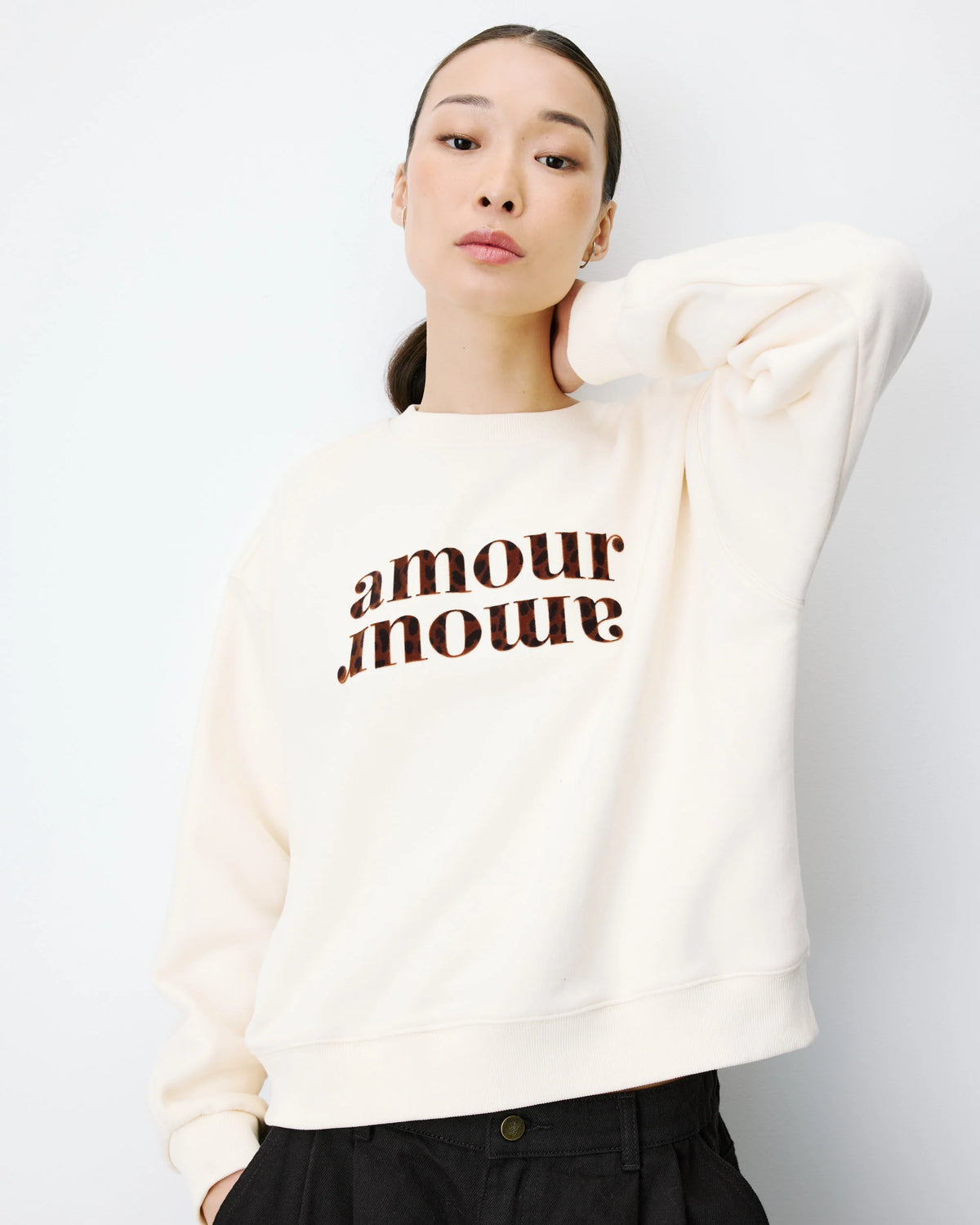 Amery Amour Sweatshirt - Ecru