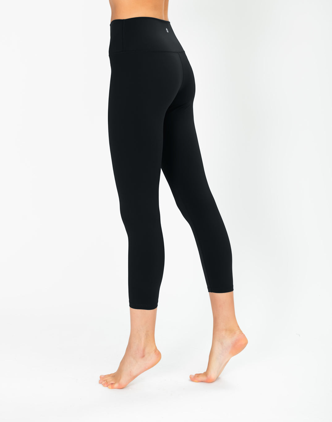 Aurora  7/8th Leggings - Black