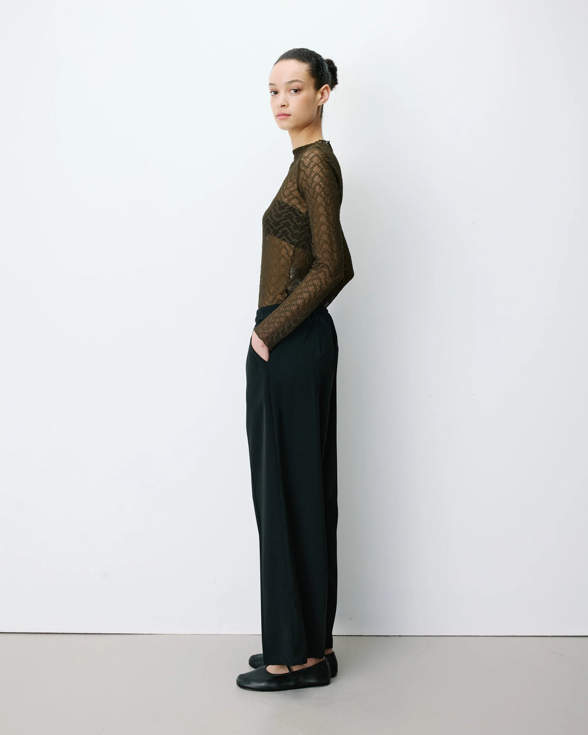 Aube Lace Long Sleeve Top - Khaki