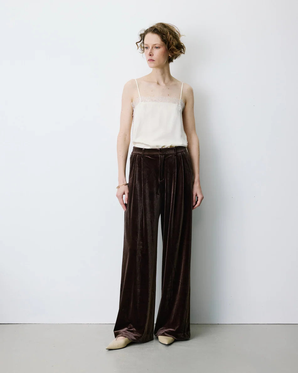 Benson Velvet Trousers - Chocolate