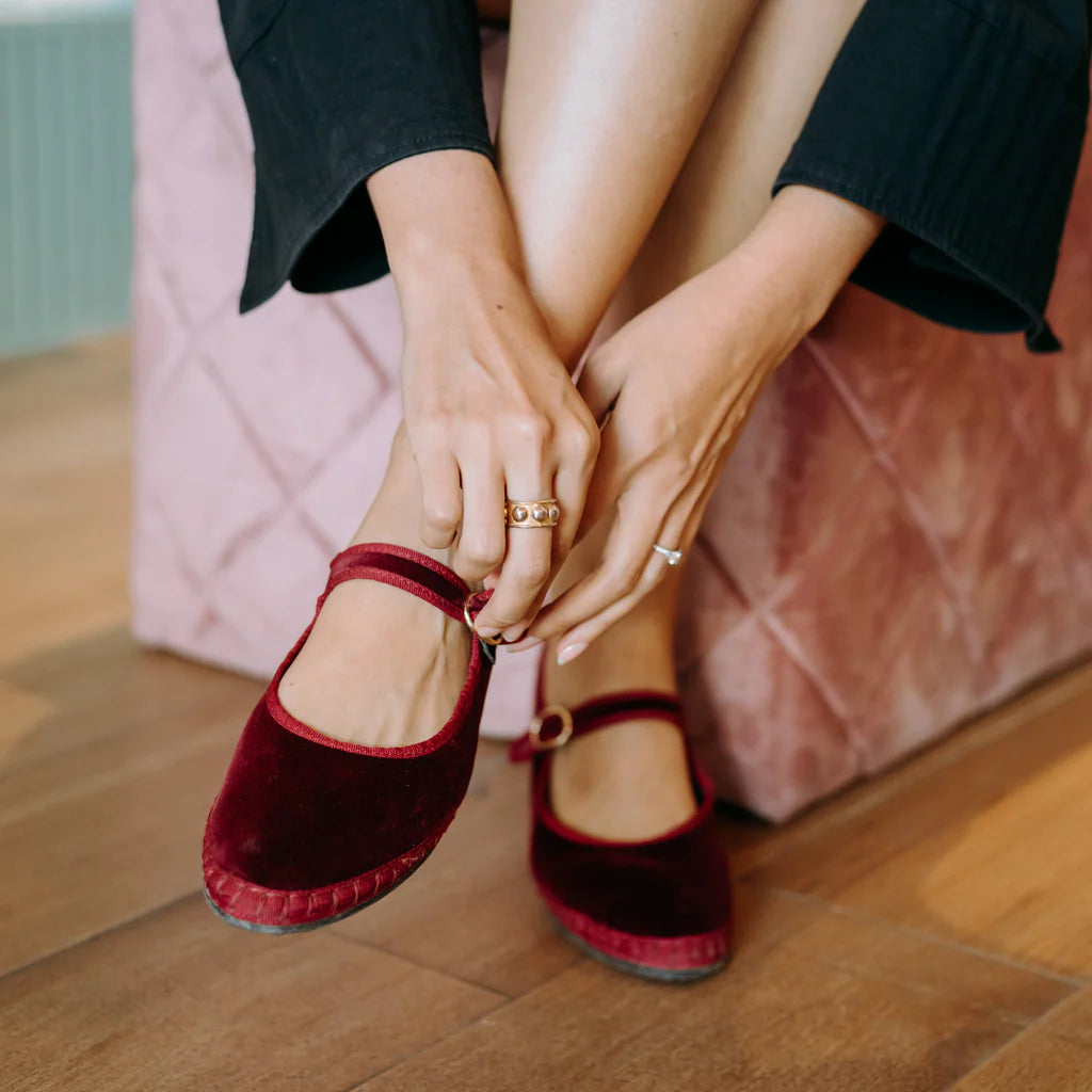 Lucrecia Mary Jane - Burgundy