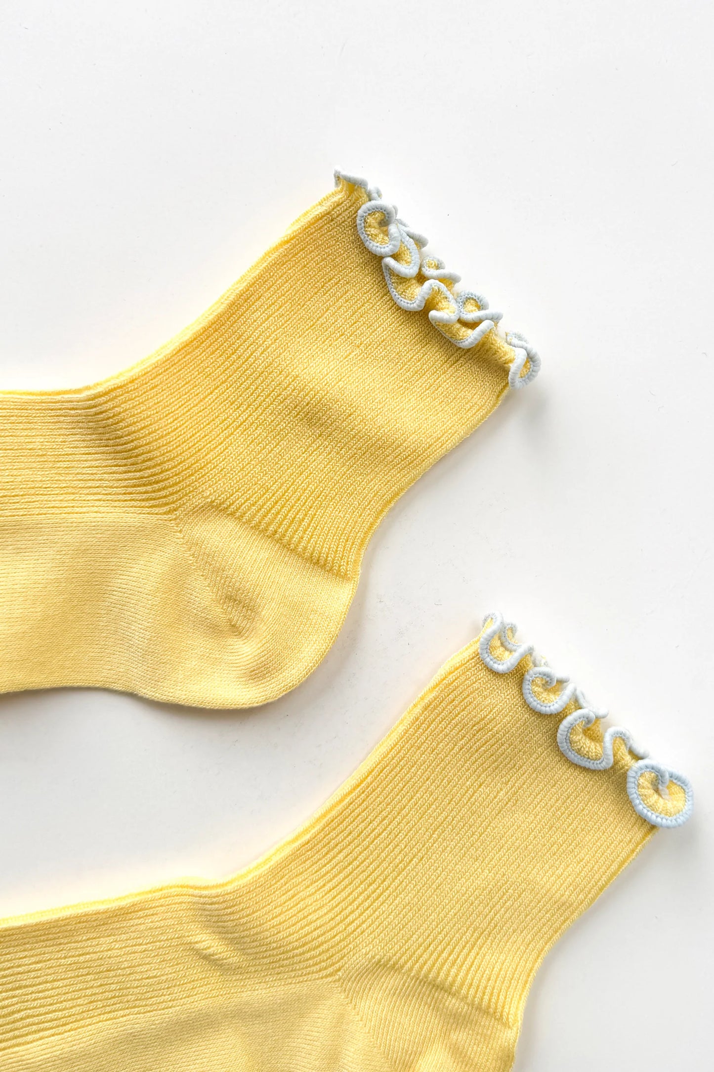 The Petite Ruffled Modal Socks - Butter & Baby Blue
