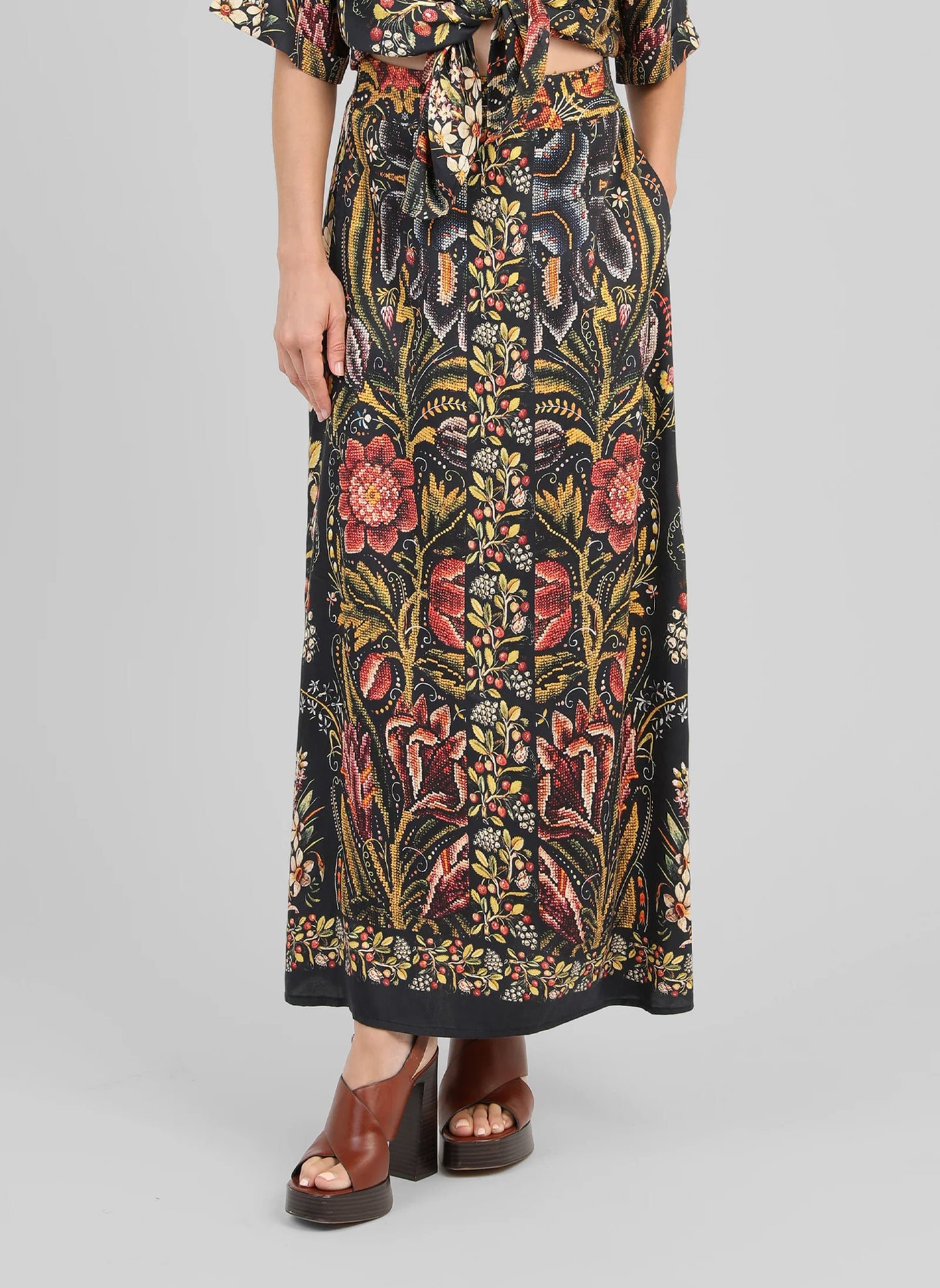 Robiliane Long Skirt - Henrietta