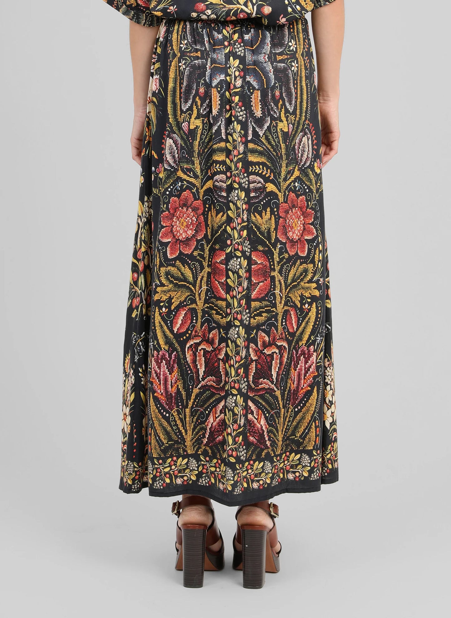 Robiliane Long Skirt - Henrietta