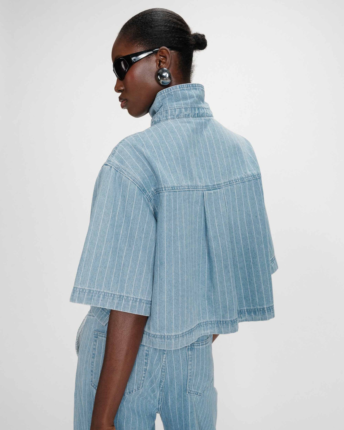 Vita Cropped Denim Shirt - Striped Blue