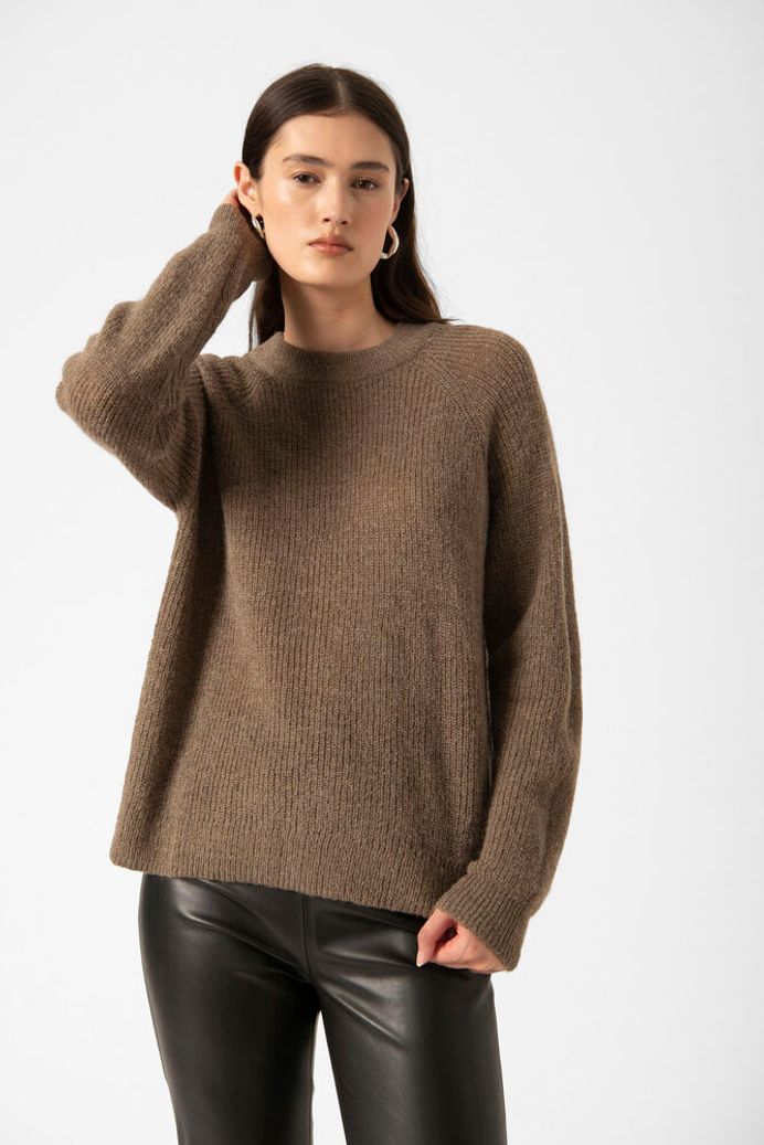 Tuesday Raglan Pullover - Walnut